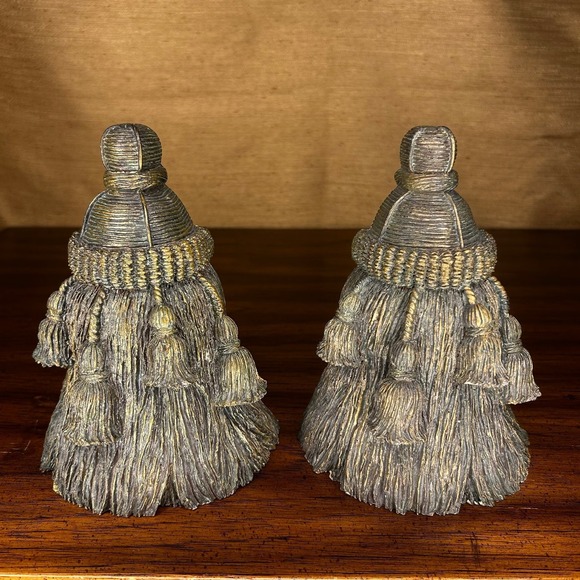 Other - 1980's Trompe L'oeil Bronze Colored Resin Tassel Bookends - a Pair
